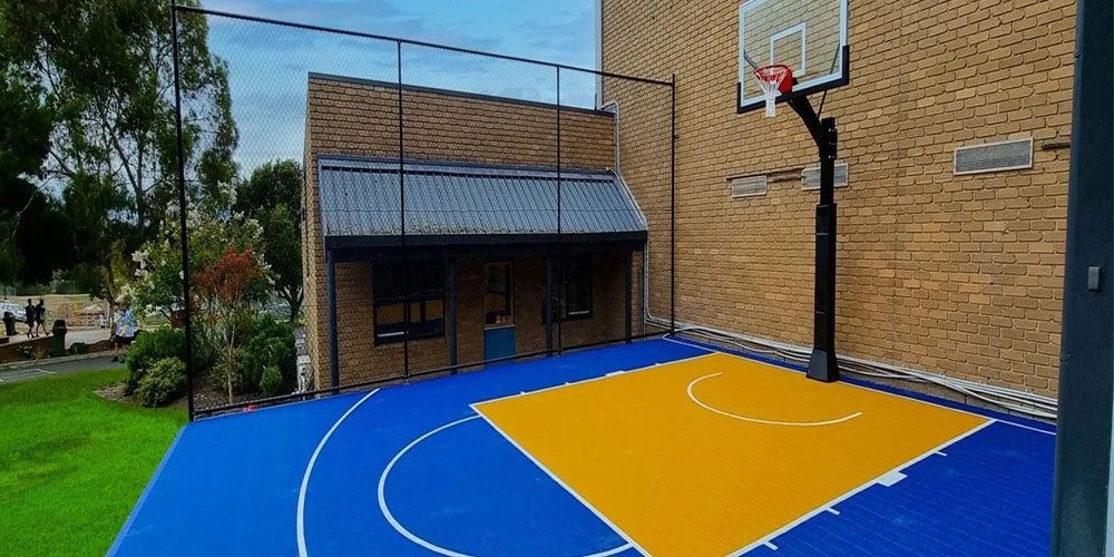 What Are The Types And Prominent Features Of Outdoor Sports Court Flooring?